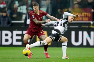 Roma iz dva penala "ukrala" trijumf u Udinama